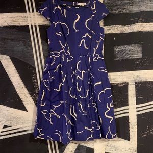Cap sleeve printed dress, lined, size L